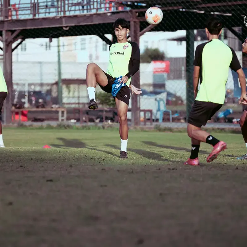 FINAL PREPARATIONS: Muangthong United Hold Last Session Before Chiang Rai Trip