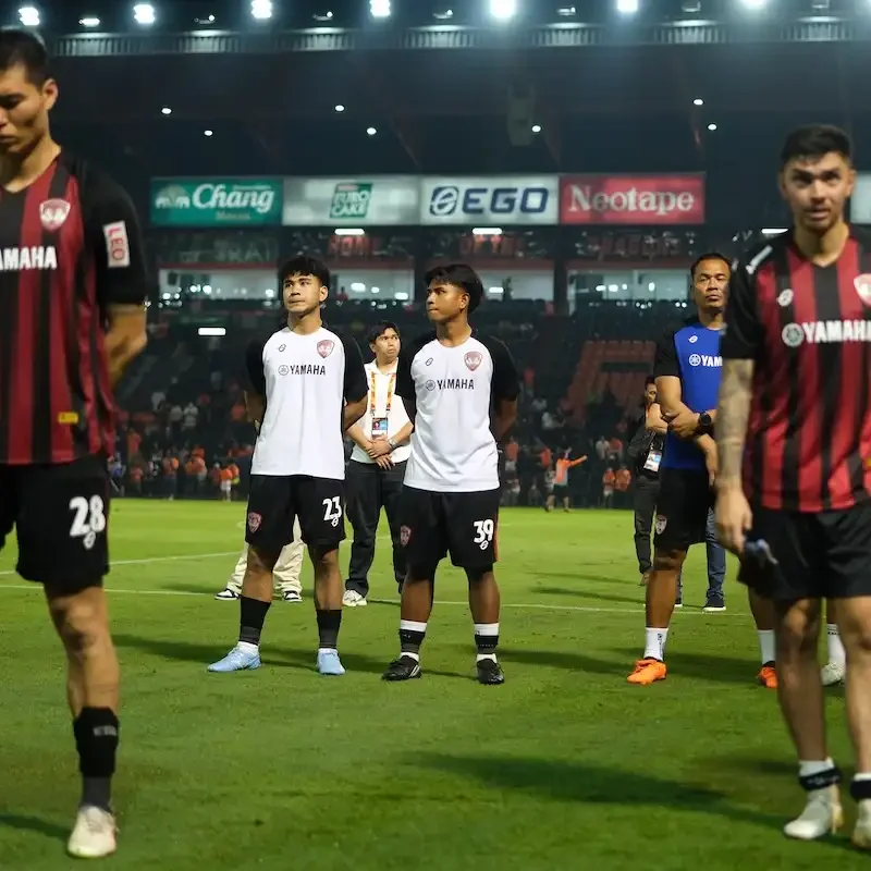 Match Photos - Action Shots - Muangthong United at Ratchaburi - Thai League 1